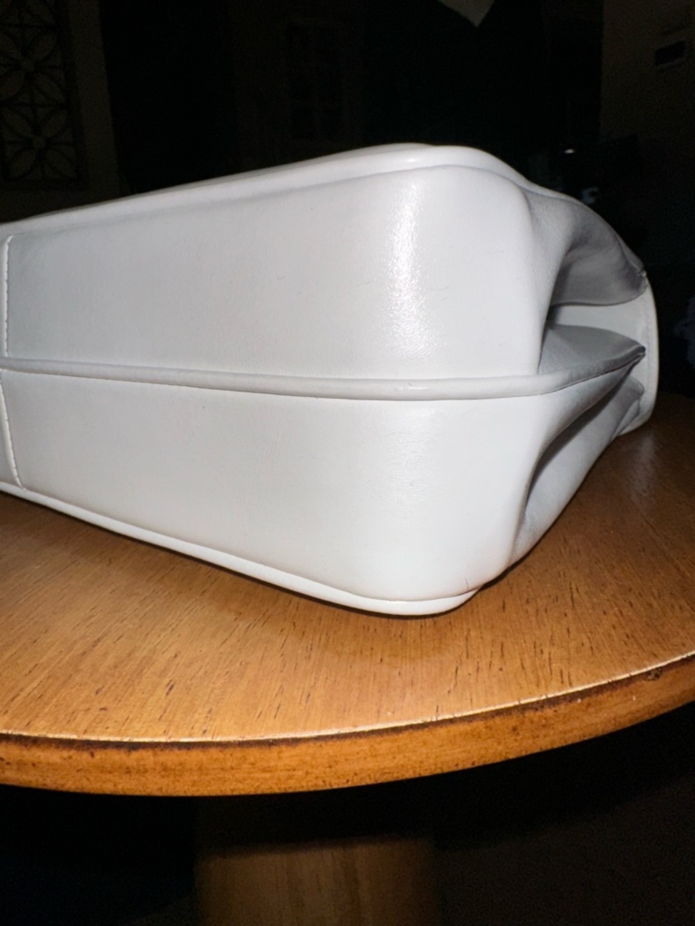 Vintage Gucci Kelly-like White Calfskin Leather Handbag with Suede Interior - Picture 5 of 16